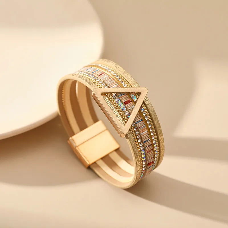 Bracelet en cuir motif triangle femme | Bracelet chic et tendance