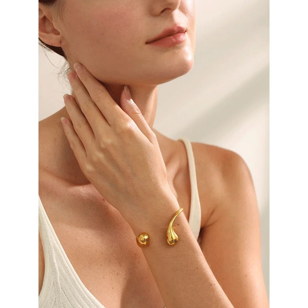 Bracelet Fin Acier Femme Torsadé Goutte d'Eau