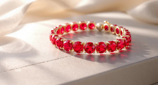 Pierre rouge en lithothérapie | Significations et idées de bracelets 2026