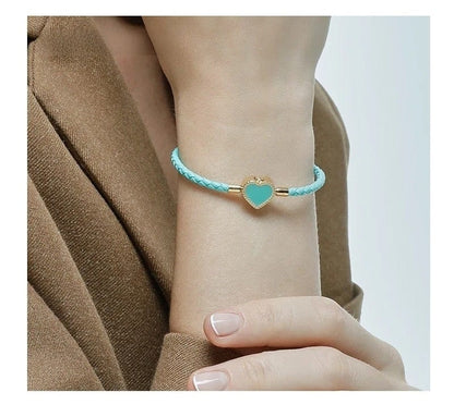 Bracelet cuir tressé femme cœur