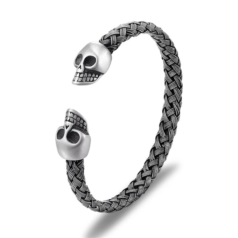 bracelet acier tete de mort Noir