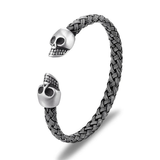 bracelet acier tete de mort Noir