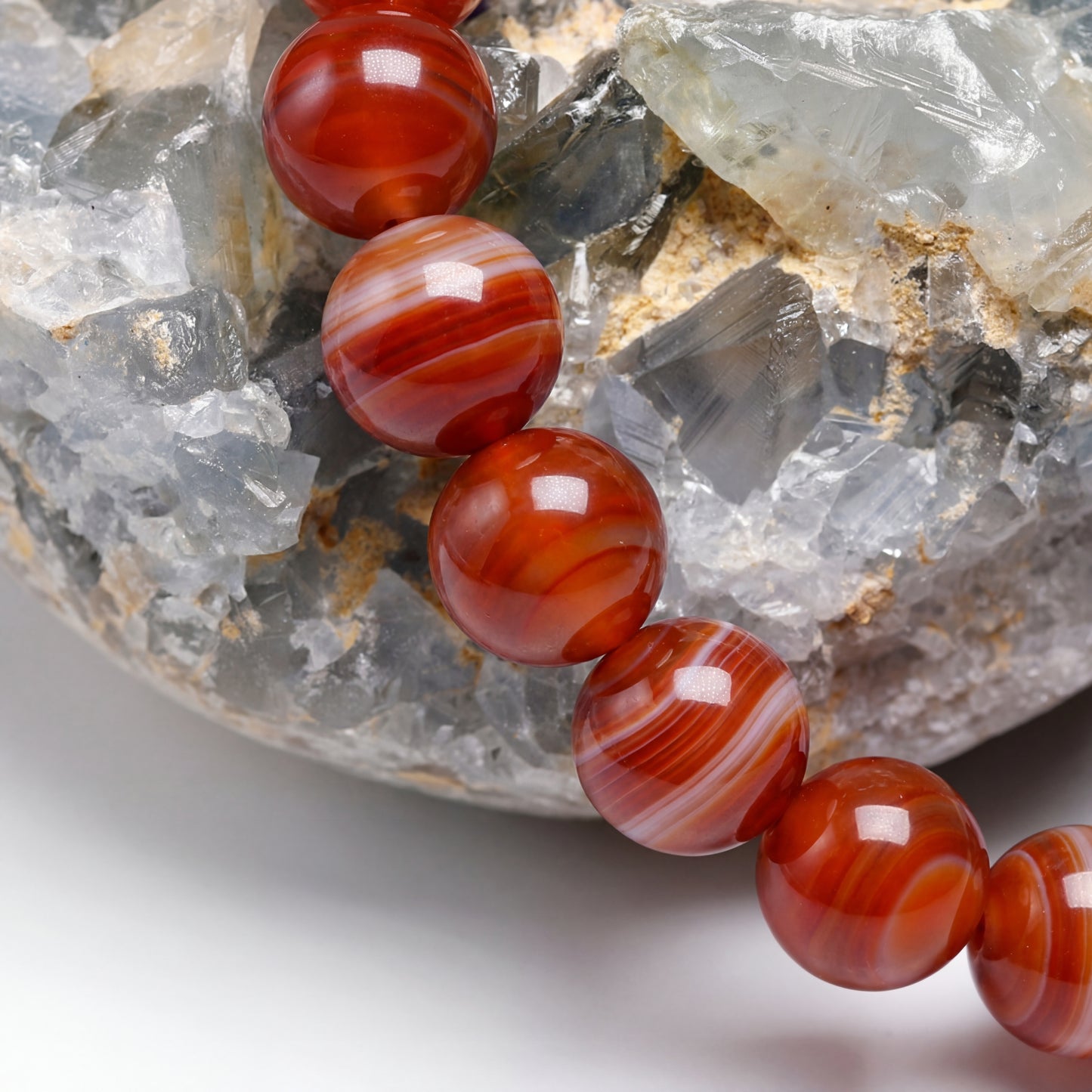 Bracelet Agate Rouge Bandée 6/8mm Pierre Naturelle | WristArt
