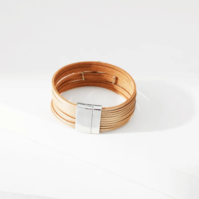 Bracelet cuir femme breloque feuille