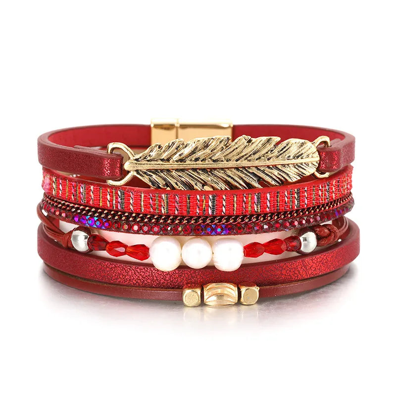 Bracelet cuir plume femme | Bijou bohème élégant Rouge