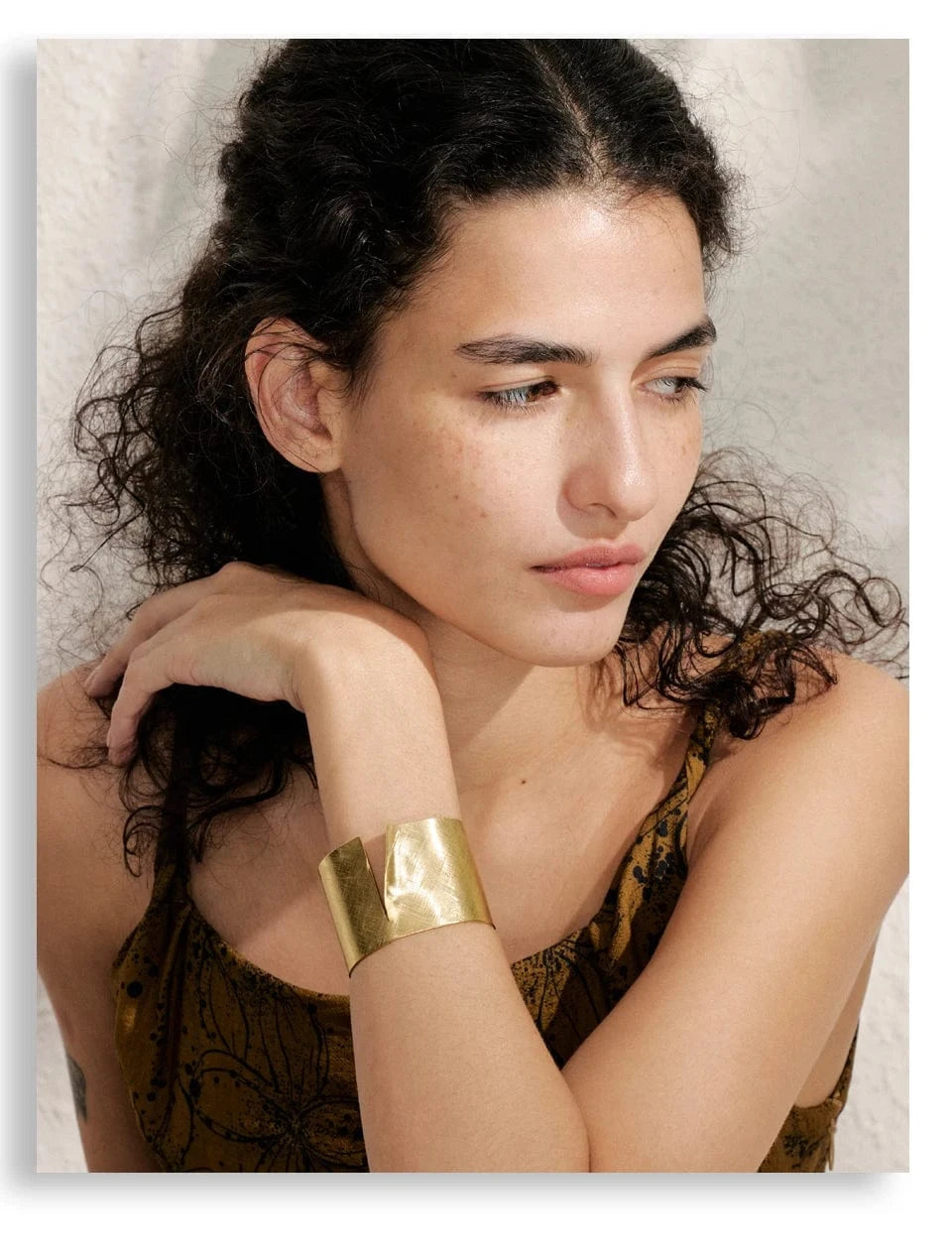 bracelet manchette sculpturale femme